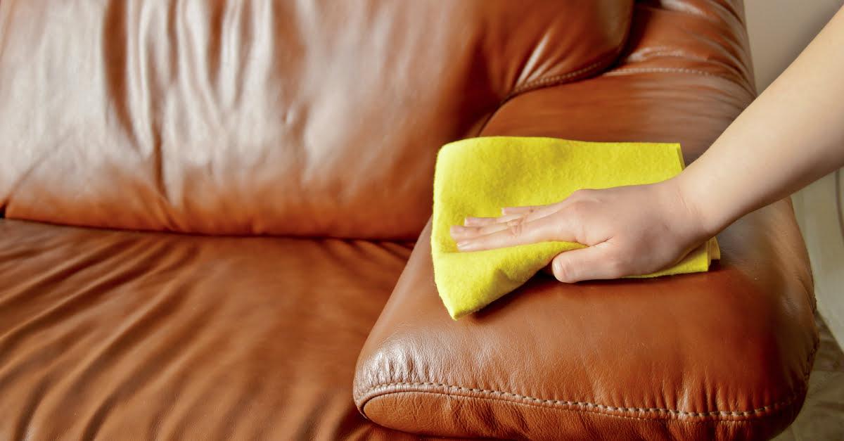 clean-a-sofa-leather