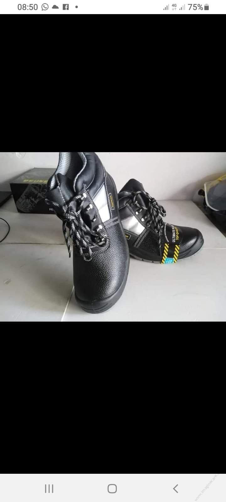 Safety Shoes Ultimate Plus