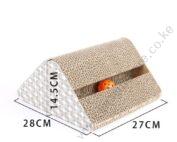 Cat Scratcher Pad – Triangle Desighn With Balls