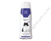 This shampoo makes combing easier and prevents tangles. Composition: Anionic surfactants, Non-ionic Surfactants, Preservatives, Fragrance and Colourants