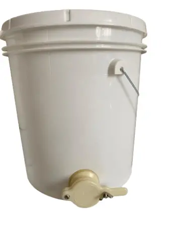 Plastic Settling Bucket 20L