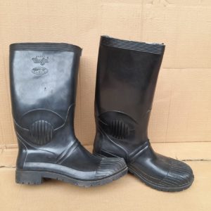 Umoja heavy duty gumboot Black